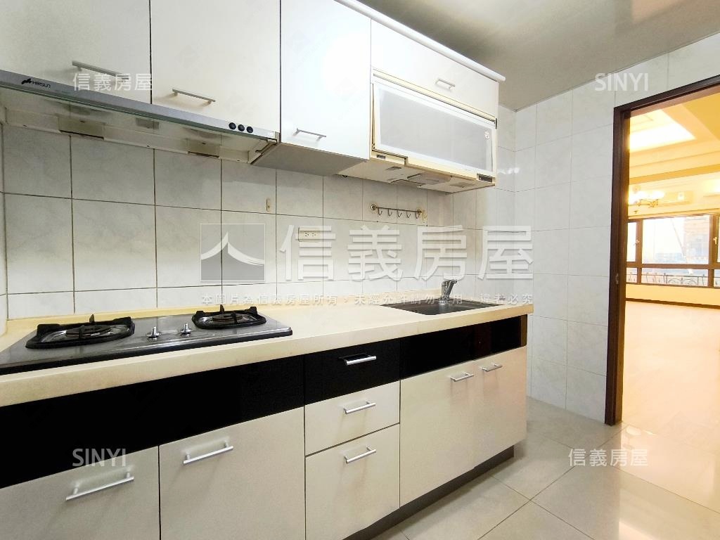 歐洲村路易特典雅美居房屋室內格局與周邊環境