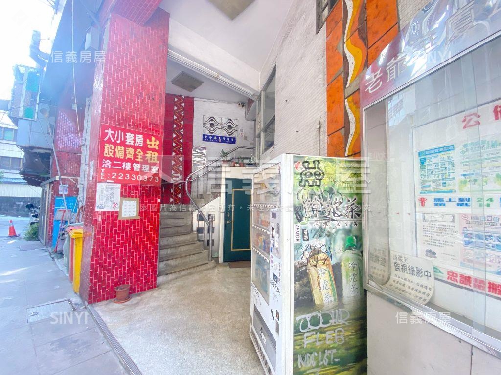 近中國醫１１坪質感大套房房屋室內格局與周邊環境
