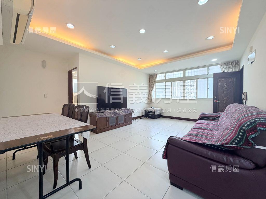 專任低總獨棟三房美寓房屋室內格局與周邊環境