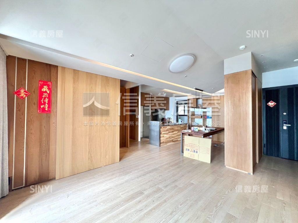 專任惠宇禮仁高樓原木裝潢房屋室內格局與周邊環境