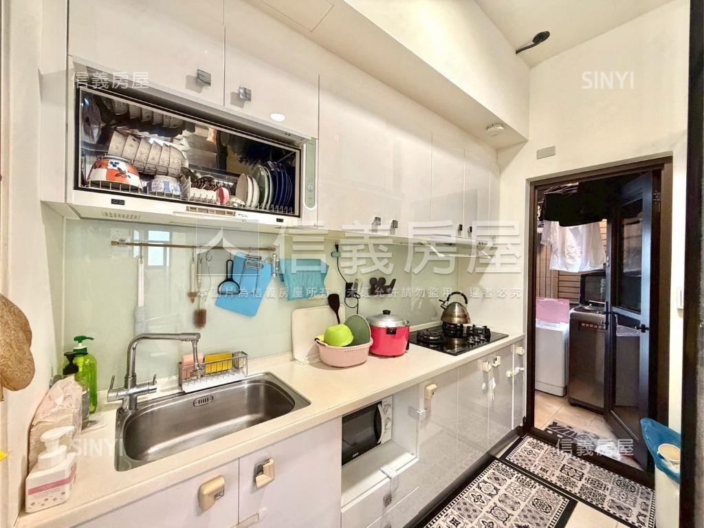 一層一戶三房華廈幸福雅筑房屋室內格局與周邊環境