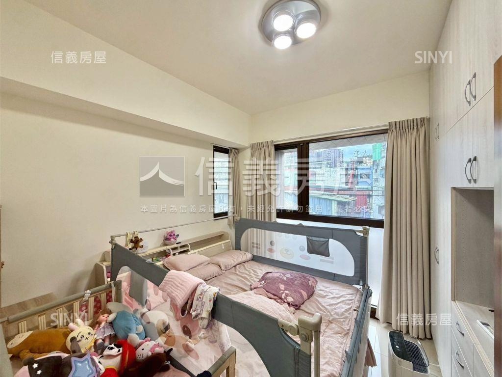 一層一戶三房華廈幸福雅筑房屋室內格局與周邊環境