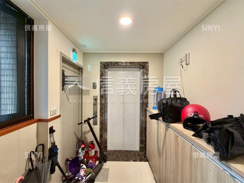 一層一戶三房華廈幸福雅筑房屋室內格局與周邊環境