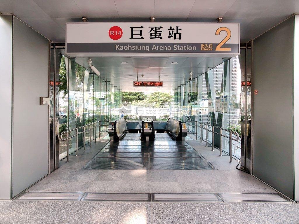 近巨蛋捷運高樓套房房屋室內格局與周邊環境