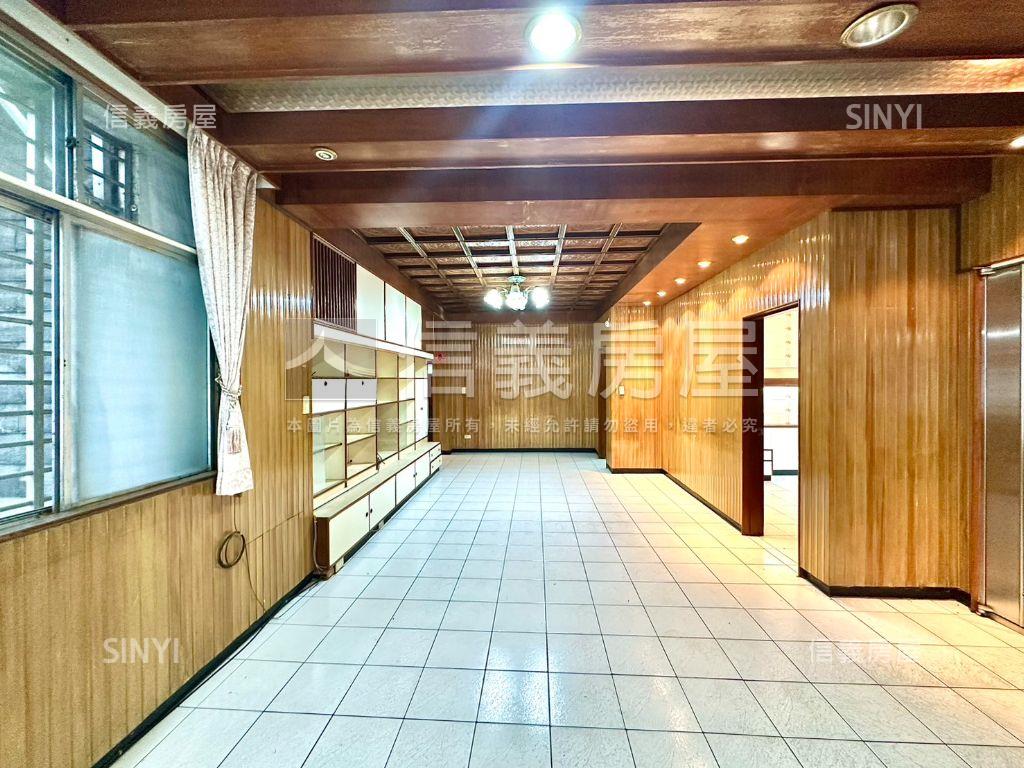 中正國中珍藏３樓靜邸房屋室內格局與周邊環境
