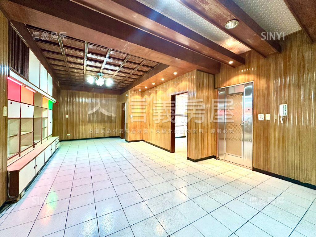 中正國中珍藏３樓靜邸房屋室內格局與周邊環境
