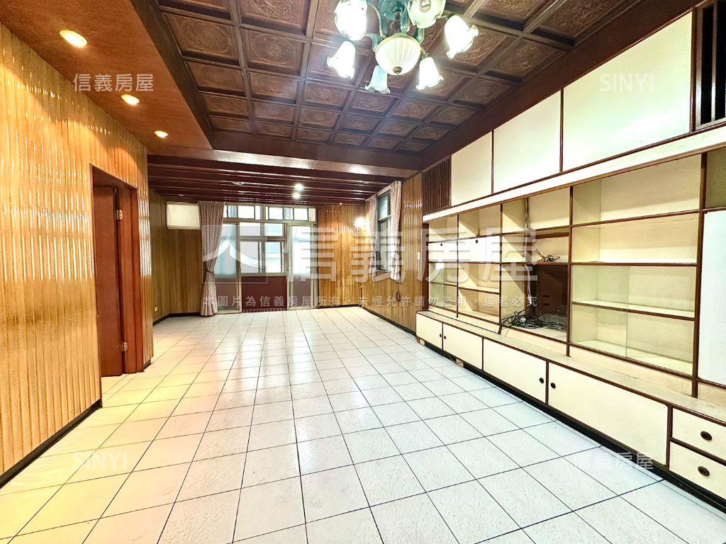 中正國中珍藏３樓靜邸房屋室內格局與周邊環境