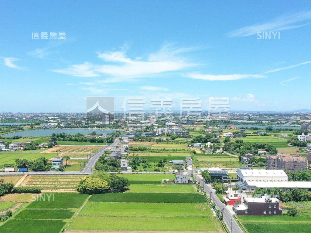 新屋方正農地。雙邊臨路１房屋室內格局與周邊環境