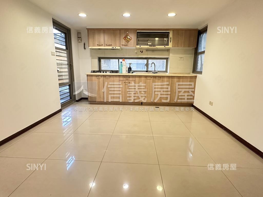 新埔電梯－詠芙園房屋室內格局與周邊環境