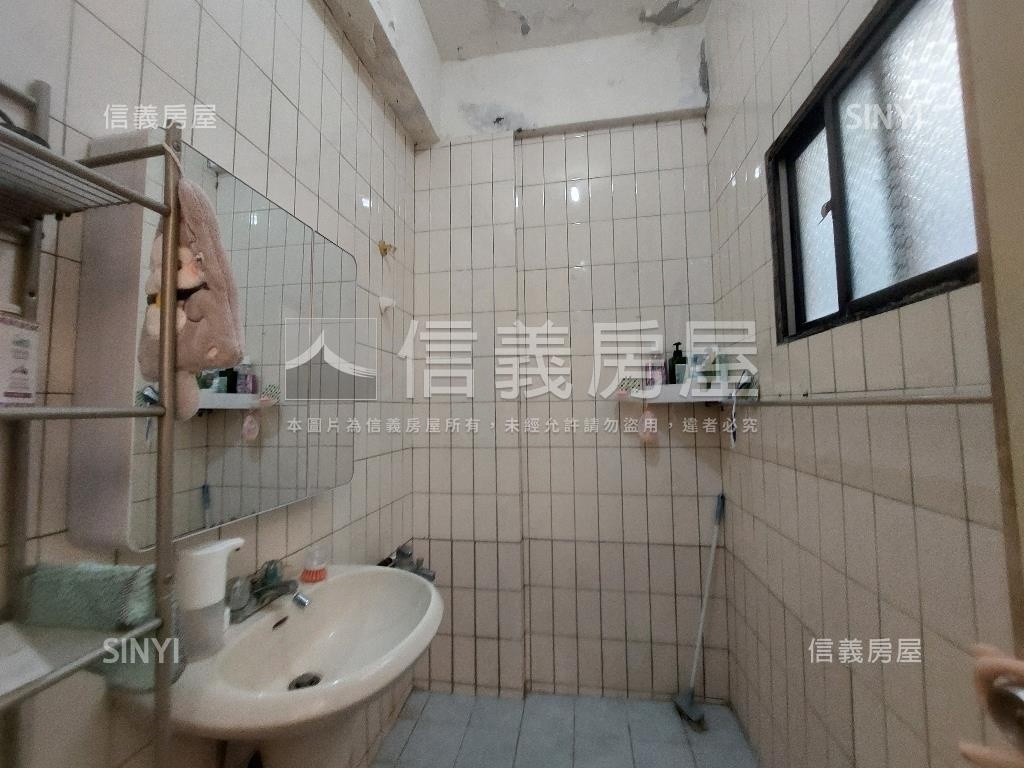 西屯臨約２０米寧夏路透店房屋室內格局與周邊環境