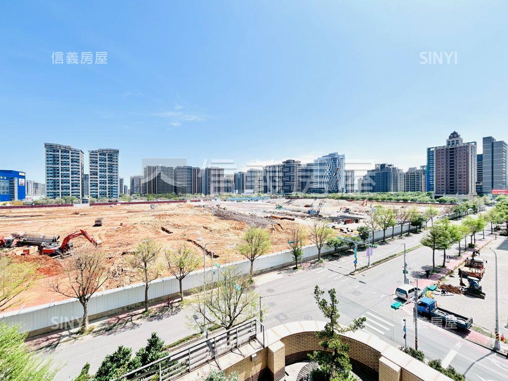 站前廣場第一排住辦房屋室內格局與周邊環境