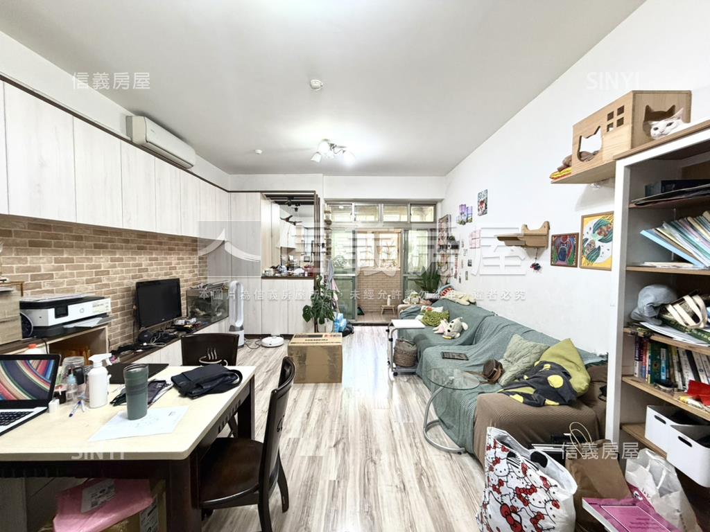 長榮世家大三房平面車位房屋室內格局與周邊環境