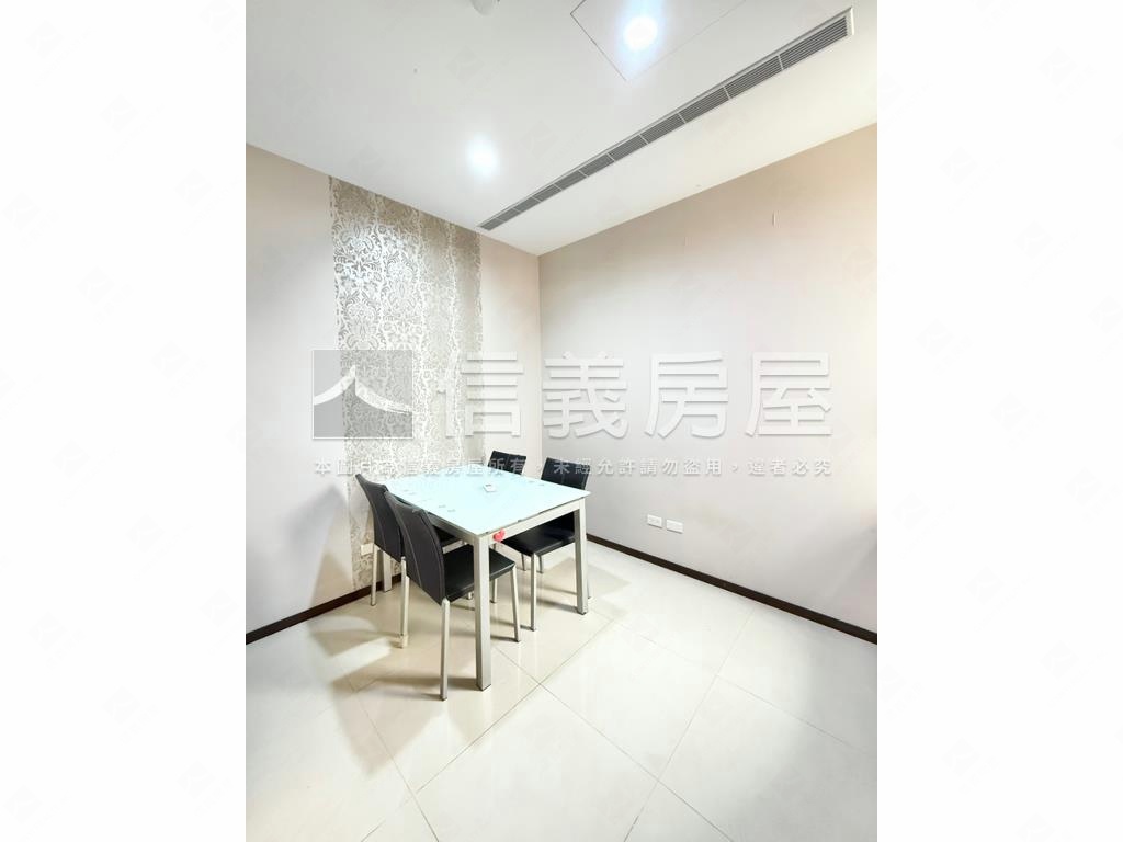 專任雙敦高樓邊間麗弗房屋室內格局與周邊環境