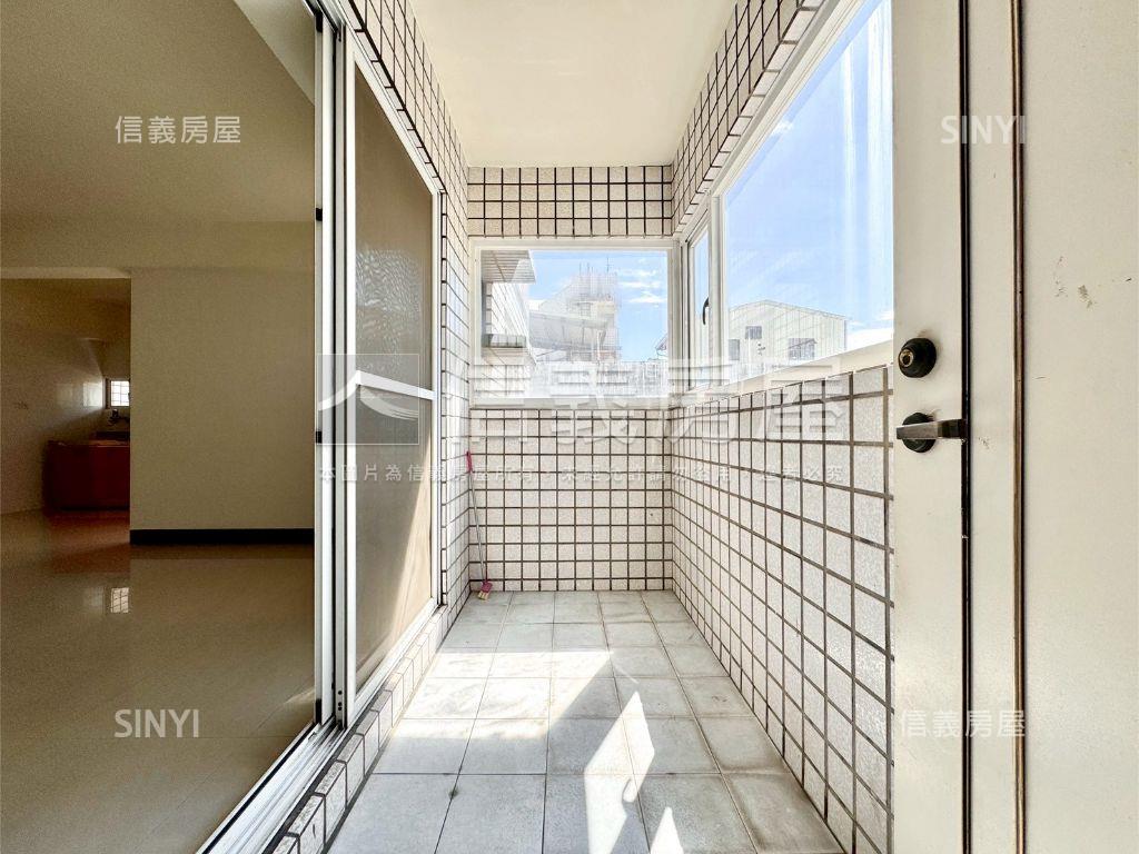 近捷運低總價採光明亮三房房屋室內格局與周邊環境