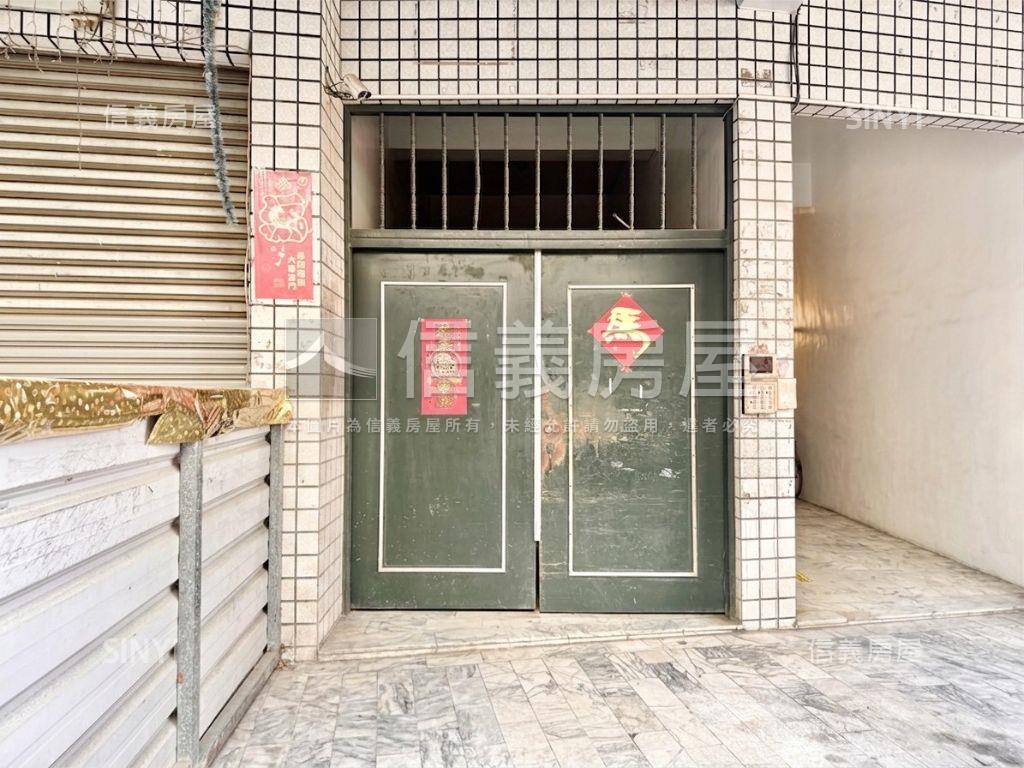 近捷運低總價採光明亮三房房屋室內格局與周邊環境