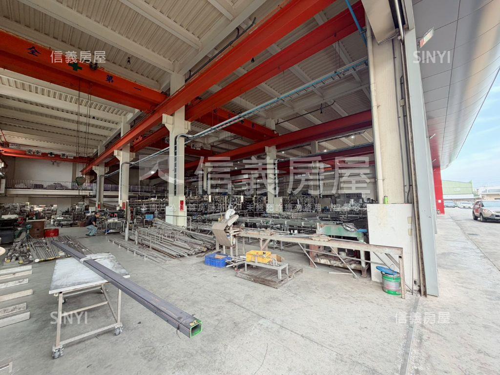 龍井食品大面寬千坪廠房房屋室內格局與周邊環境