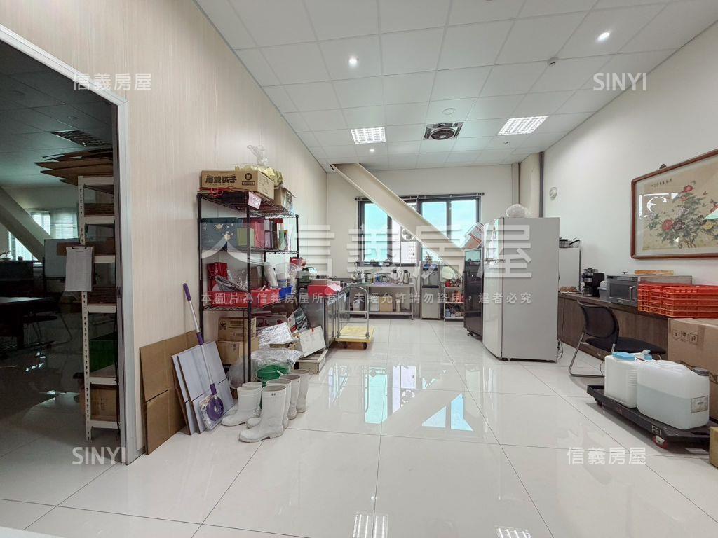 龍井食品大面寬千坪廠房房屋室內格局與周邊環境