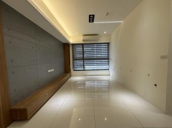 滙世界質感三房平車