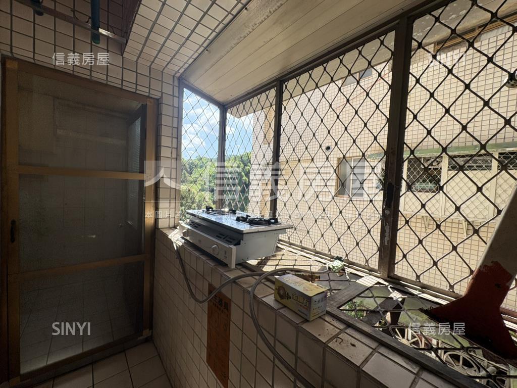【城都花園廣場】電梯兩房房屋室內格局與周邊環境