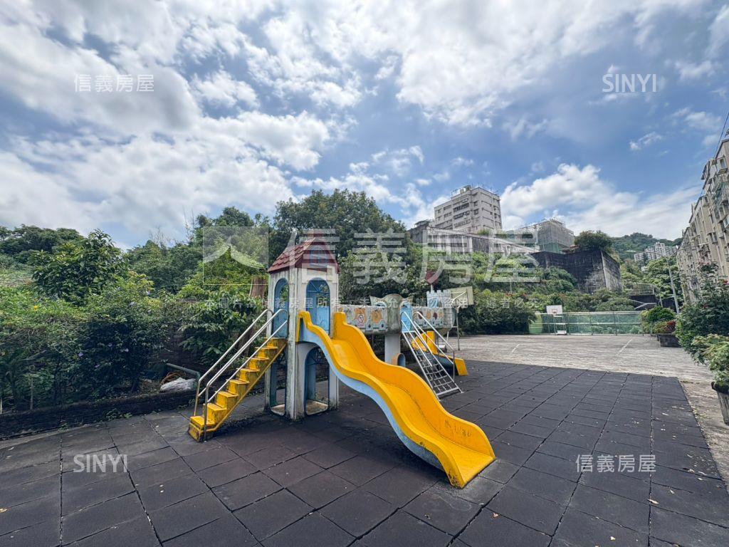 【城都花園廣場】電梯兩房房屋室內格局與周邊環境