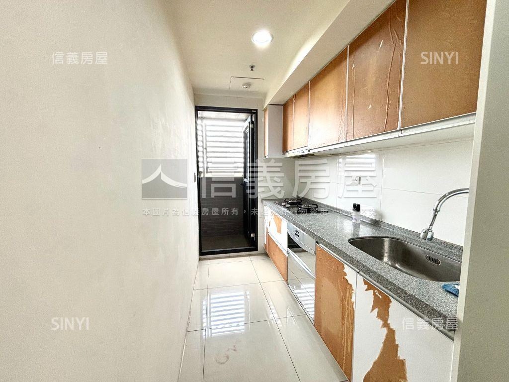 近捷運四房平車房屋室內格局與周邊環境