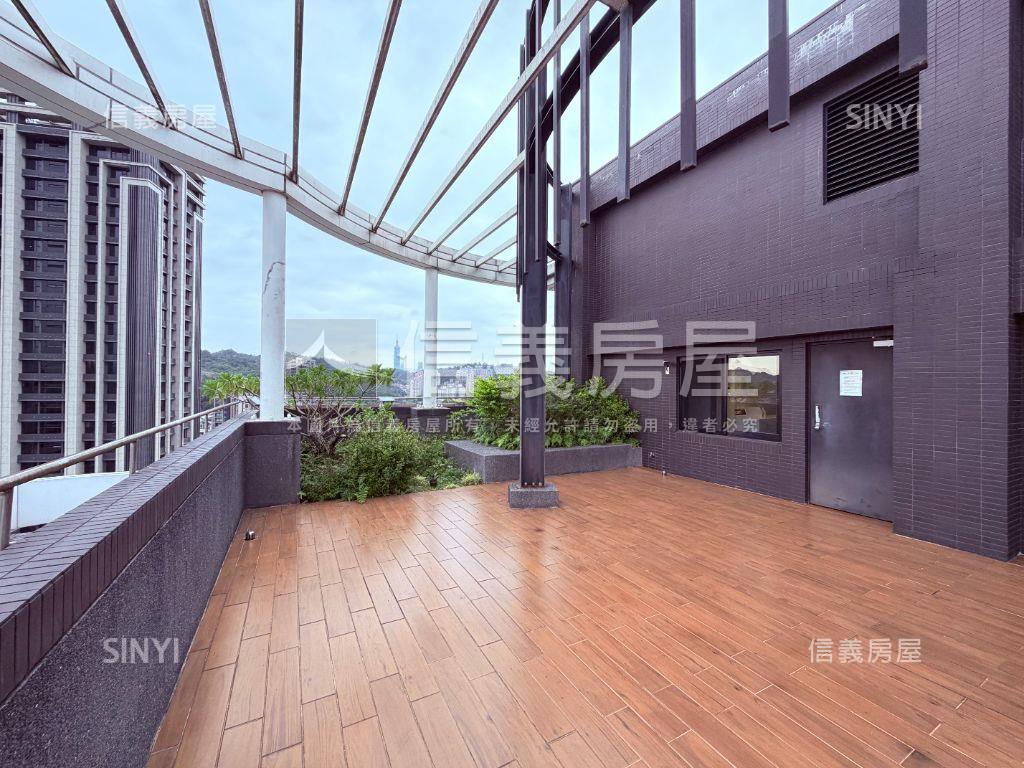 一卡皮箱即可入住精美小宅房屋室內格局與周邊環境