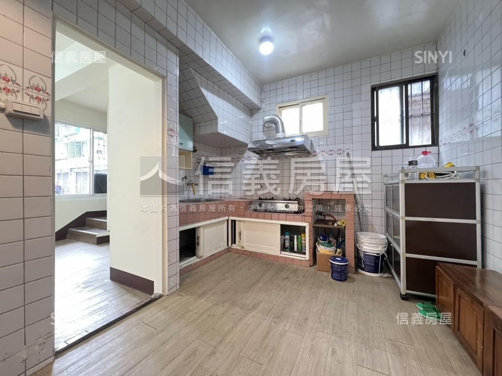 太順街臨路美透天房屋室內格局與周邊環境