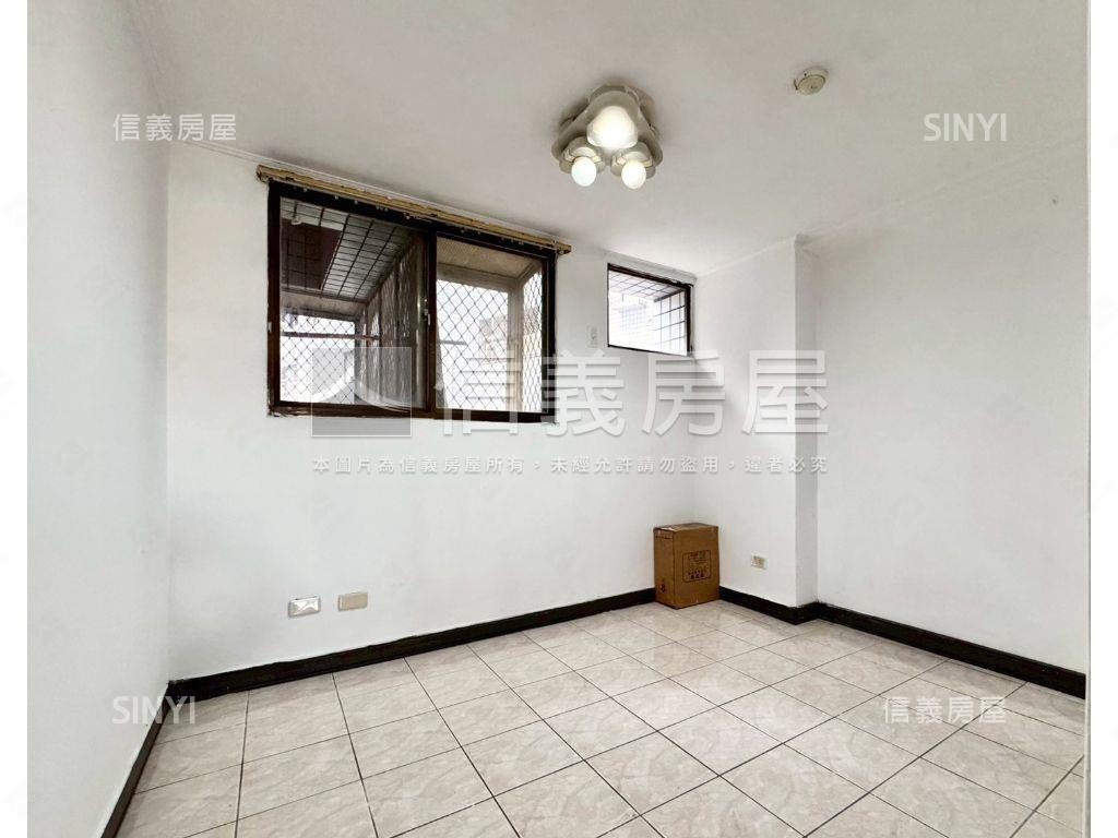 潭子低總價三房房屋室內格局與周邊環境