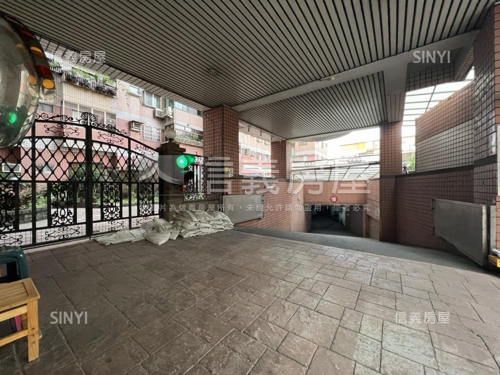 近好市多四季風情通風四房房屋室內格局與周邊環境