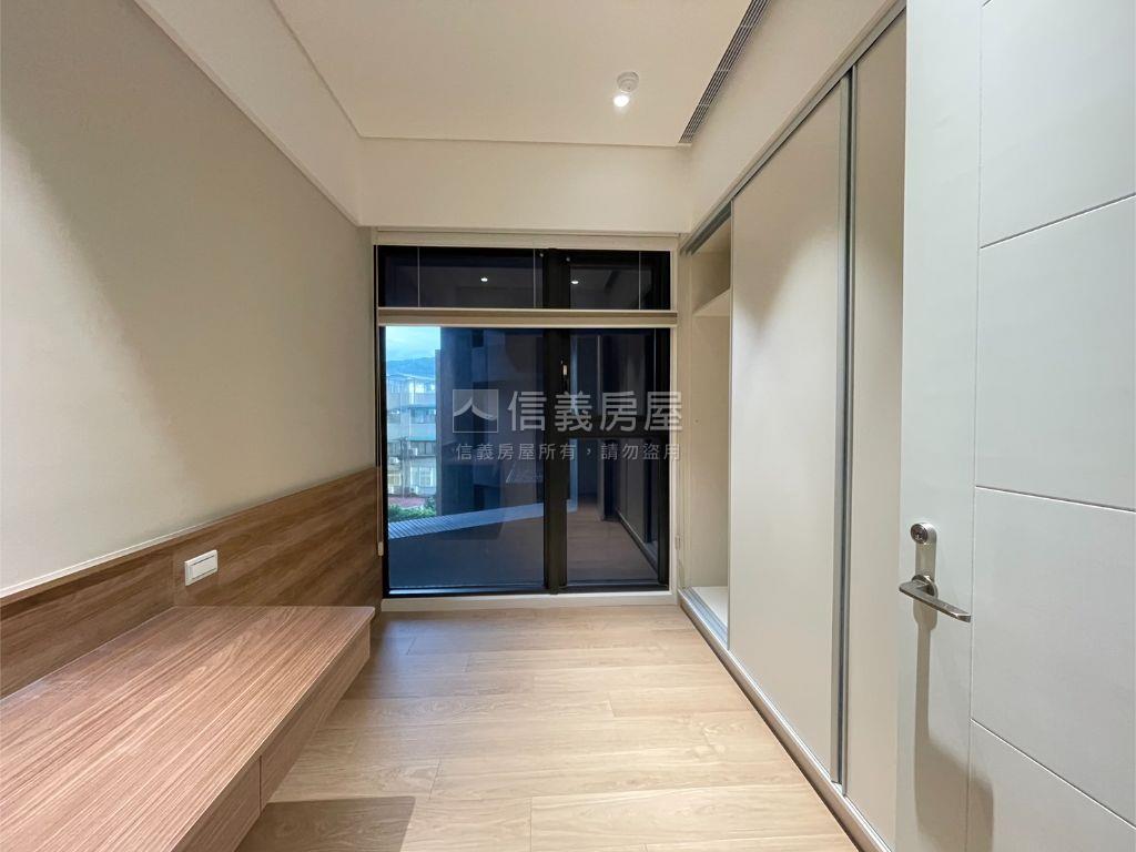 森活莊園綠意露臺四房車位房屋室內格局與周邊環境