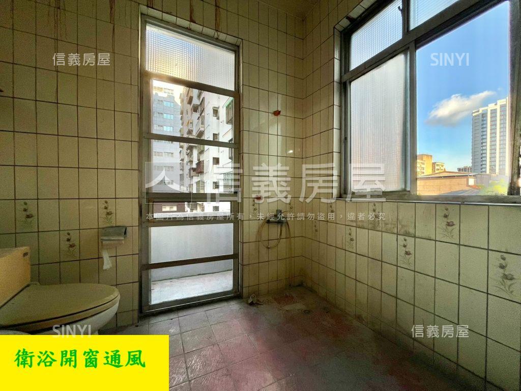 民權捷運成淵學區陽台頂加房屋室內格局與周邊環境