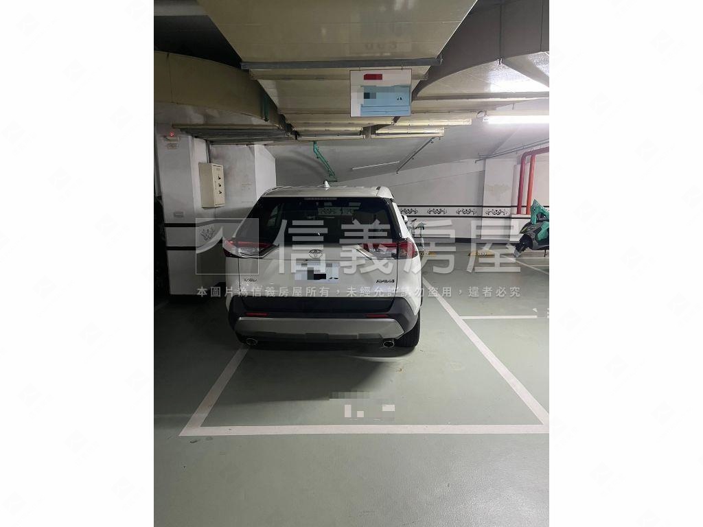 稀有！涵美賞明亮三房車位房屋室內格局與周邊環境