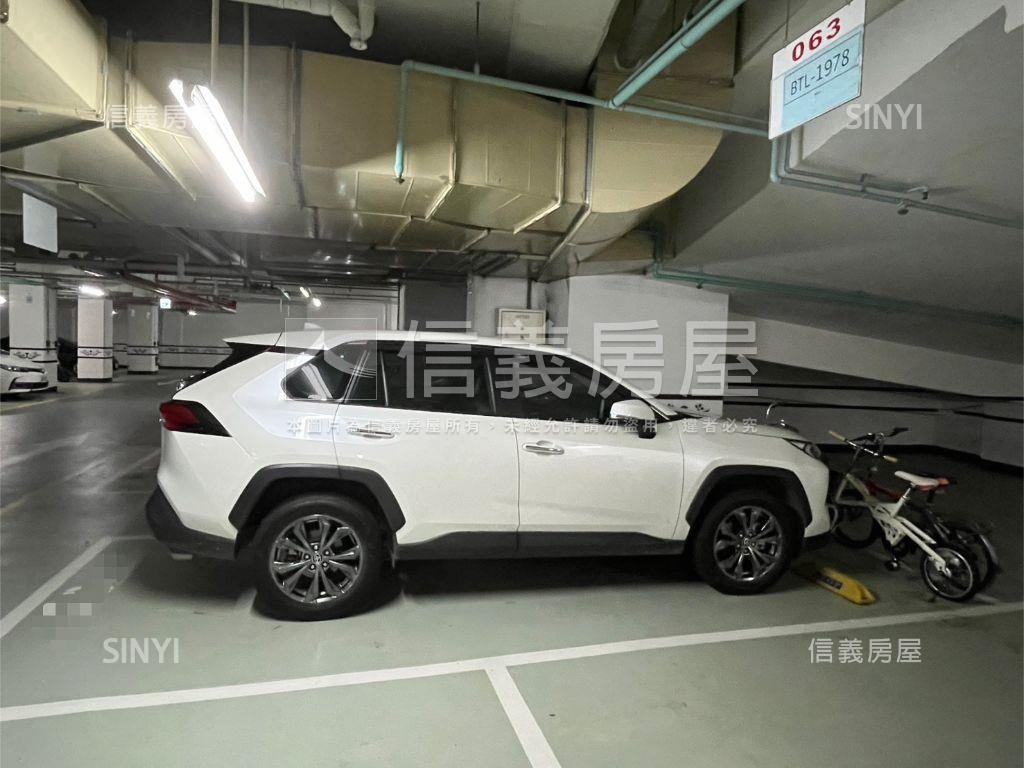 稀有！涵美賞明亮三房車位房屋室內格局與周邊環境