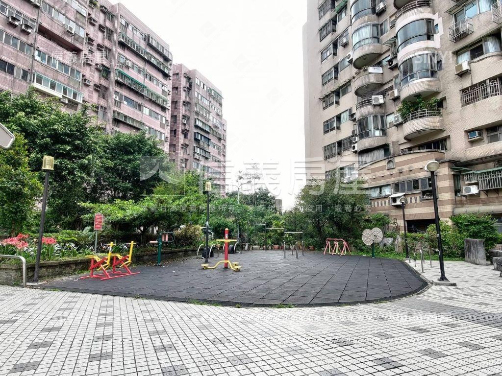 大鵬華城愜意河景三房房屋室內格局與周邊環境