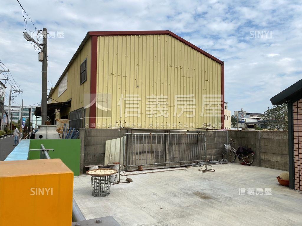 臨路大面寬土地房屋室內格局與周邊環境