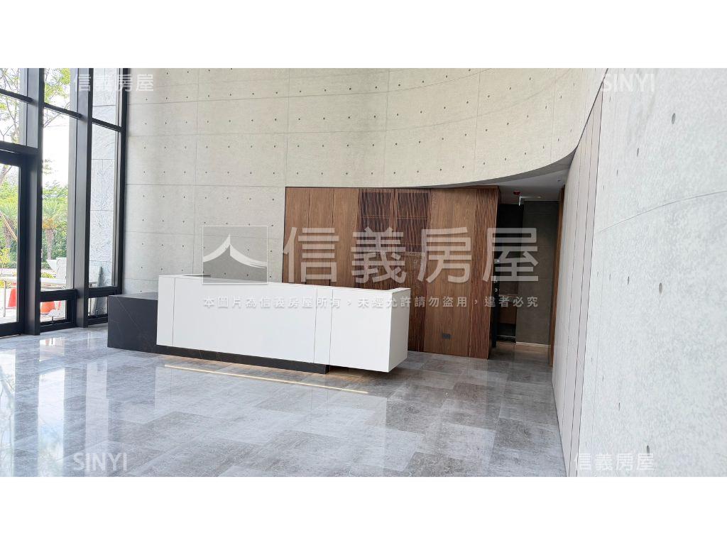 理和敘山行路三房雙平車房屋室內格局與周邊環境