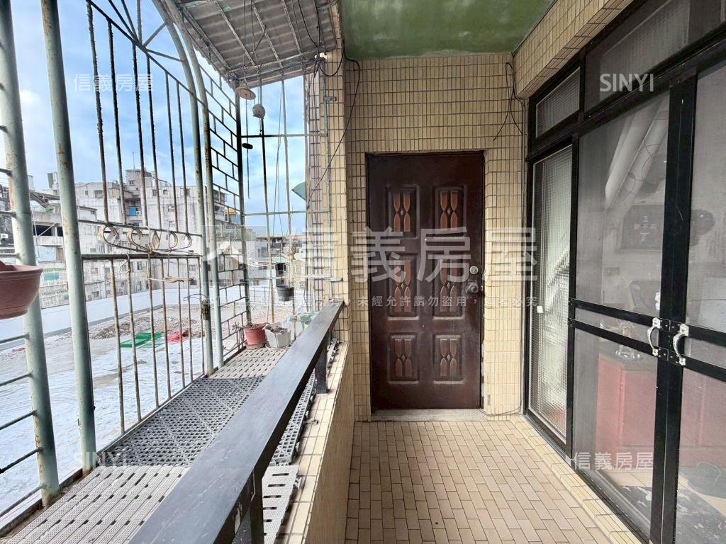 富祥社區免追垃圾車房屋室內格局與周邊環境