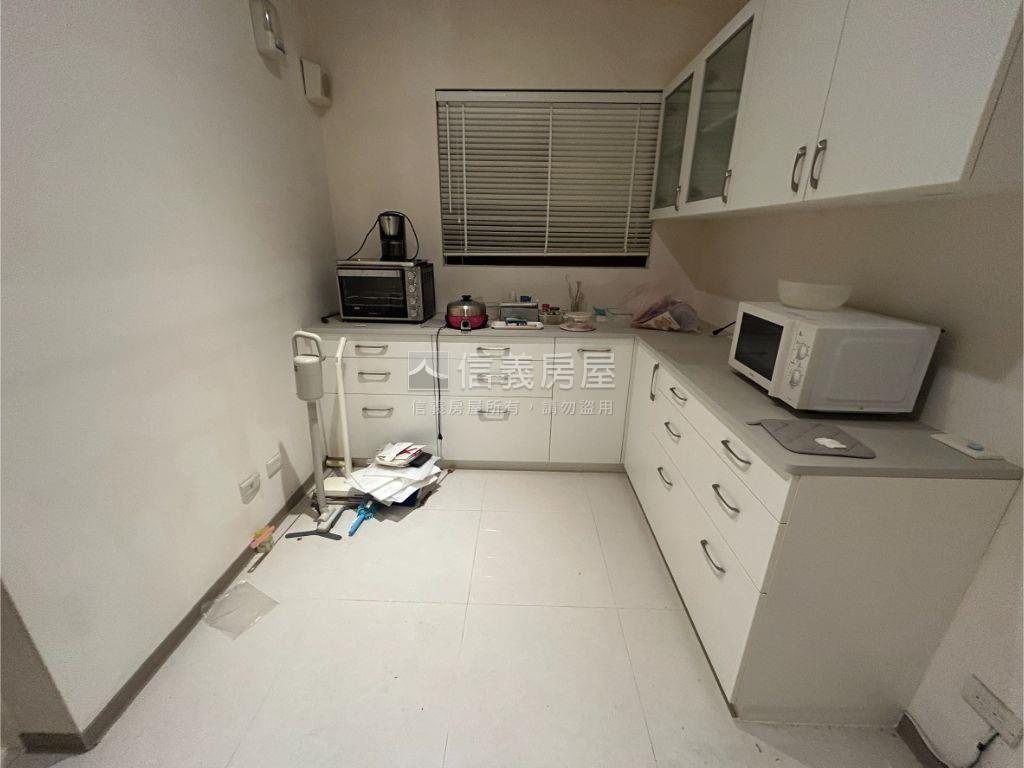 美河市高樓吉品房屋室內格局與周邊環境