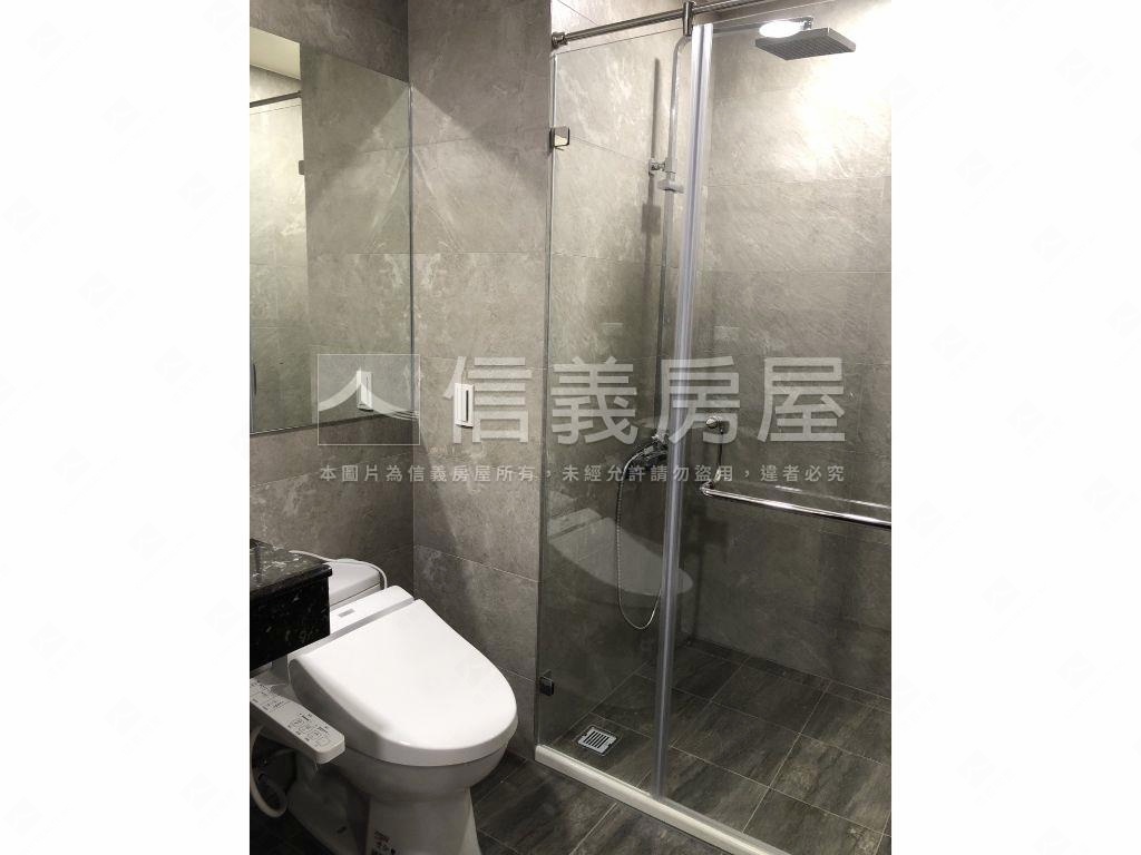 八期捷運小豪宅房屋室內格局與周邊環境