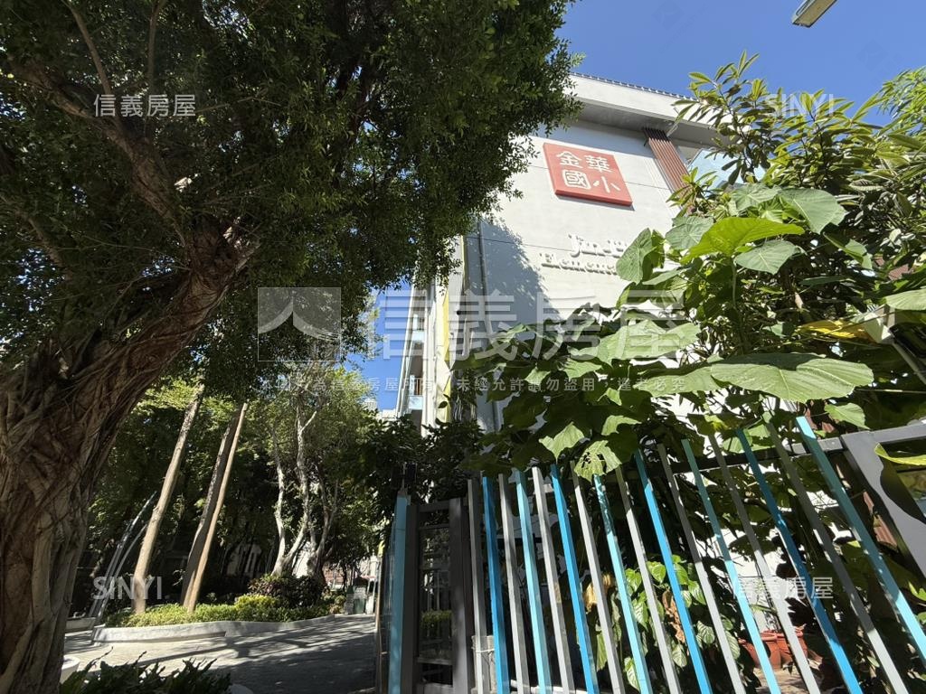 三面採光麗水大戶房屋室內格局與周邊環境