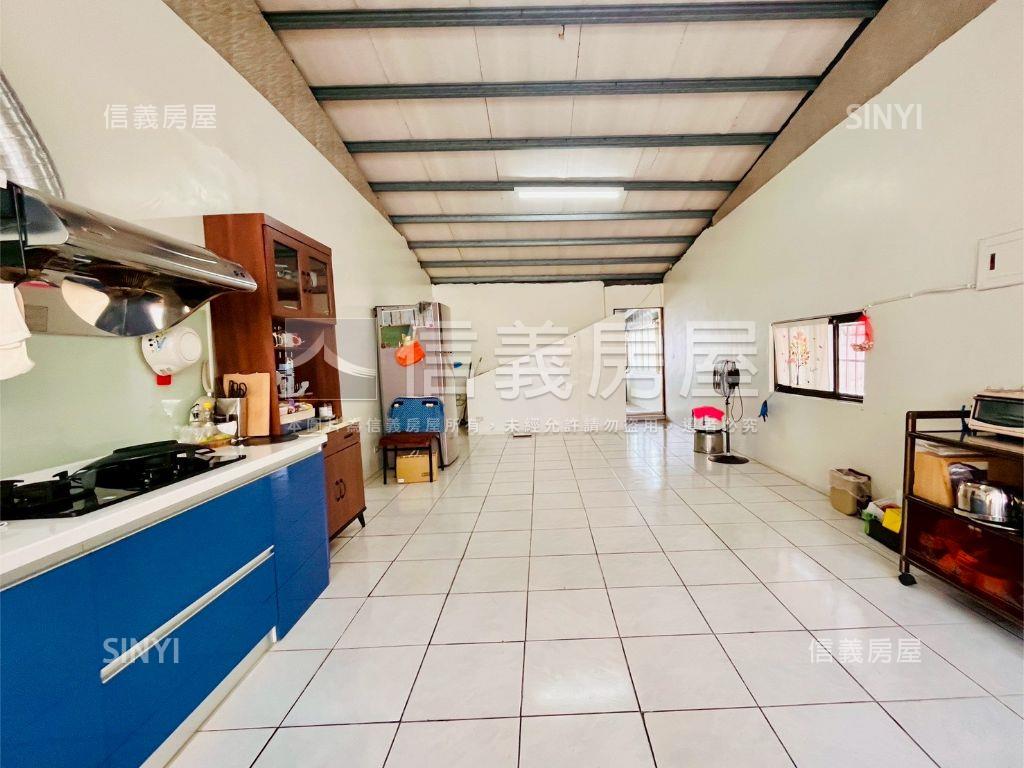 建工正路地點讚的透天店面房屋室內格局與周邊環境