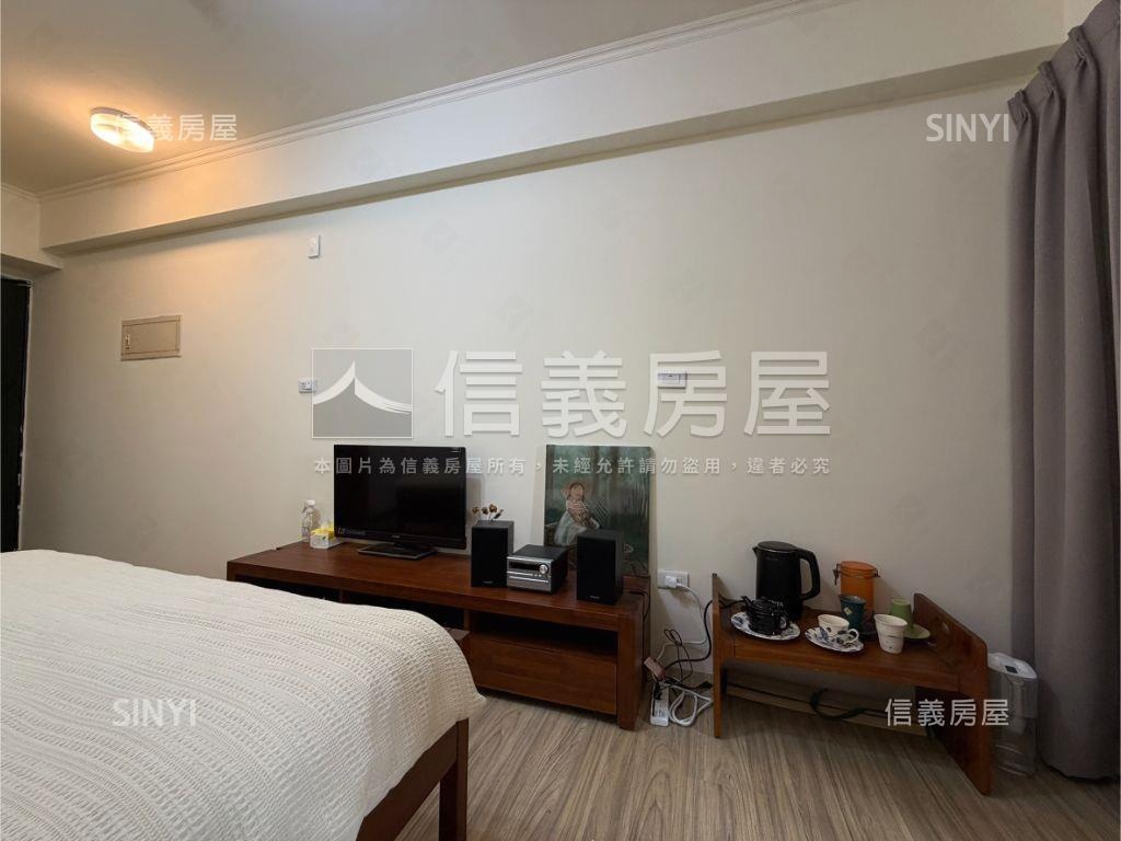 親愛龍邦美美套房房屋室內格局與周邊環境