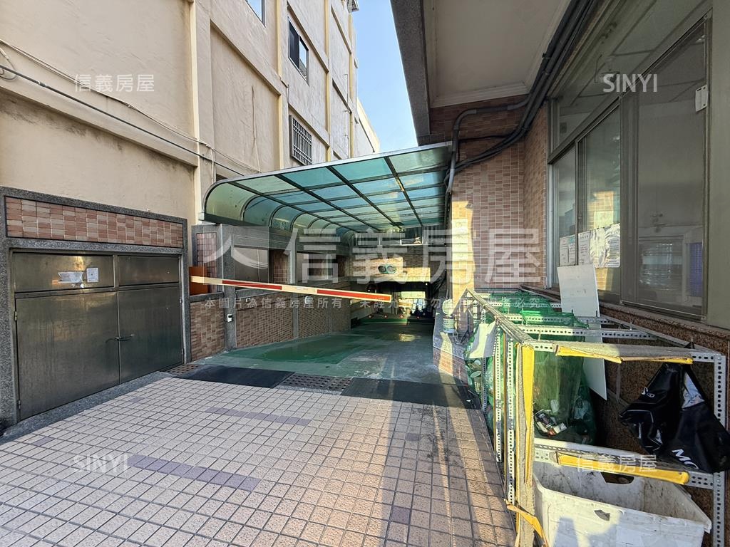 西區【親愛龍邦】獨曬套房房屋室內格局與周邊環境