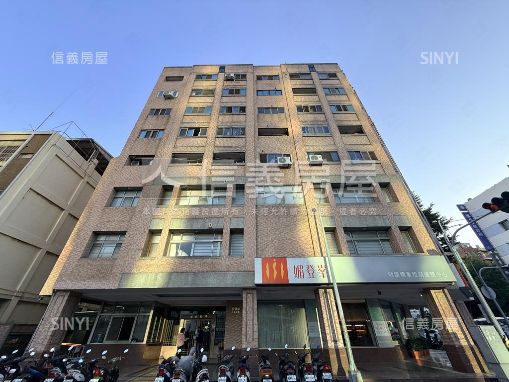 西區【親愛龍邦】獨曬套房房屋室內格局與周邊環境