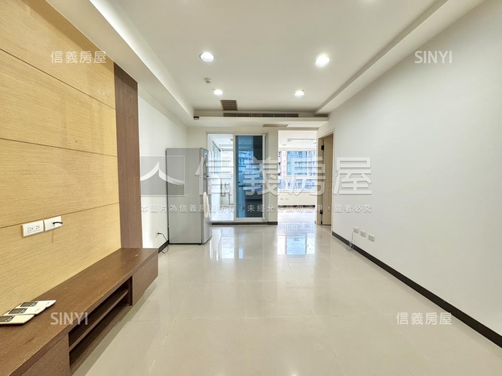 淡江大橋☀台北灣高樓兩房房屋室內格局與周邊環境