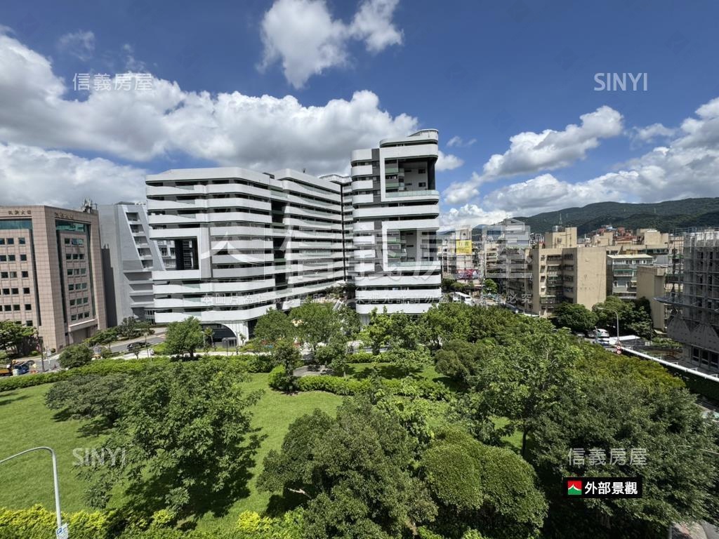 香波堡面公園電梯別墅房屋室內格局與周邊環境