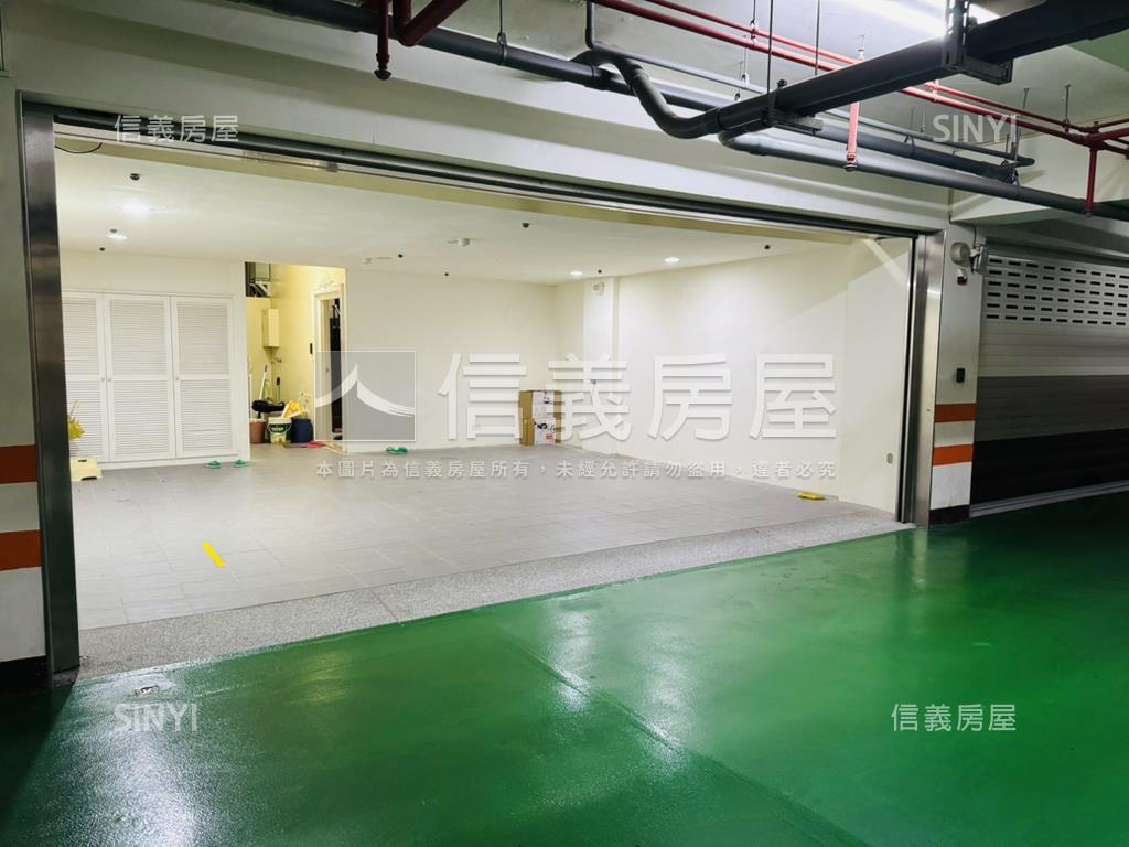 香波堡面公園電梯別墅房屋室內格局與周邊環境