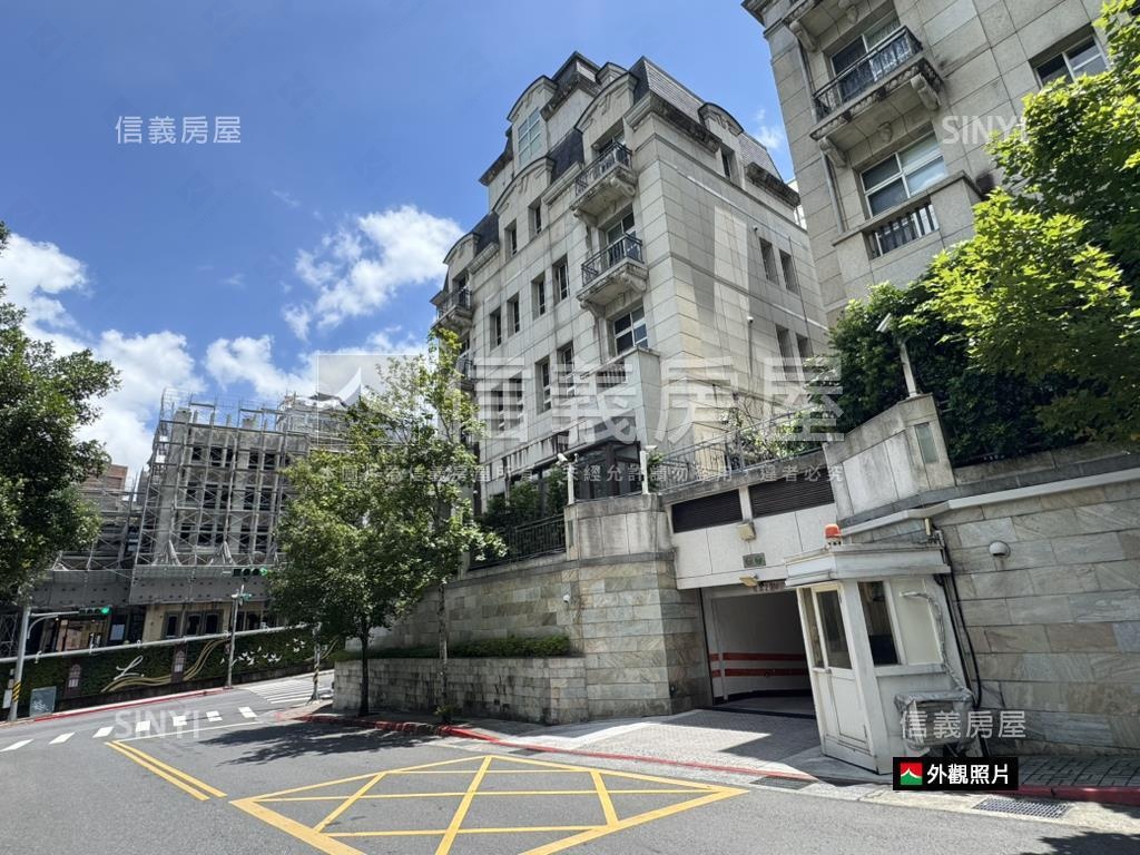香波堡面公園電梯別墅房屋室內格局與周邊環境