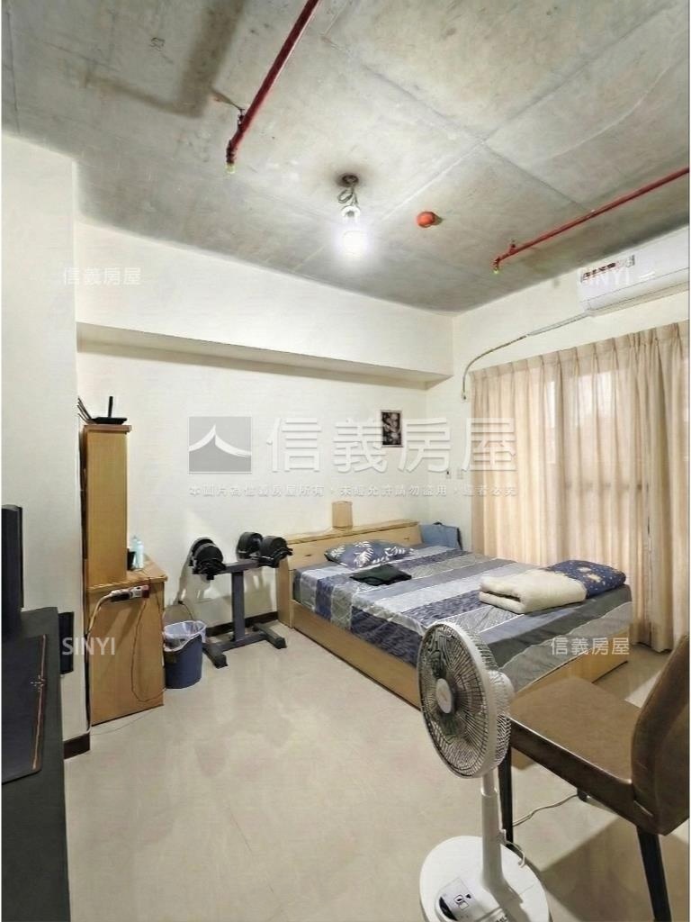 雙捷運西門站明治府附車位房屋室內格局與周邊環境