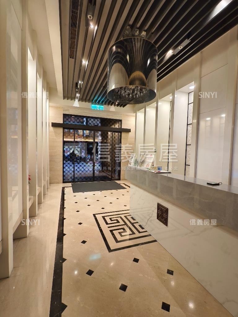 雙捷運西門站明治府附車位房屋室內格局與周邊環境